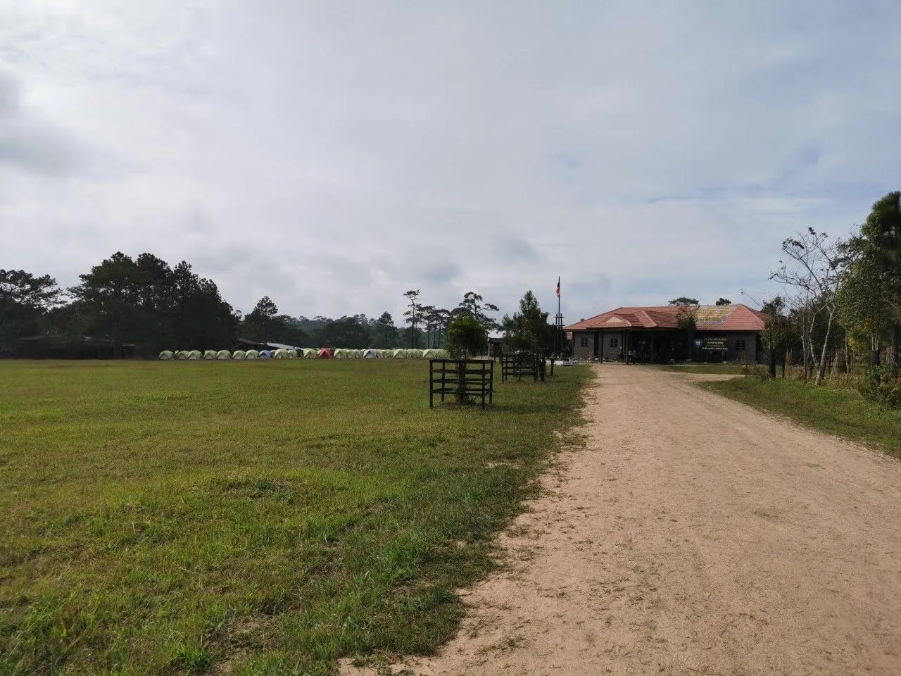 LINE_ALBUM_Phu kradeung_231007_31.jpg