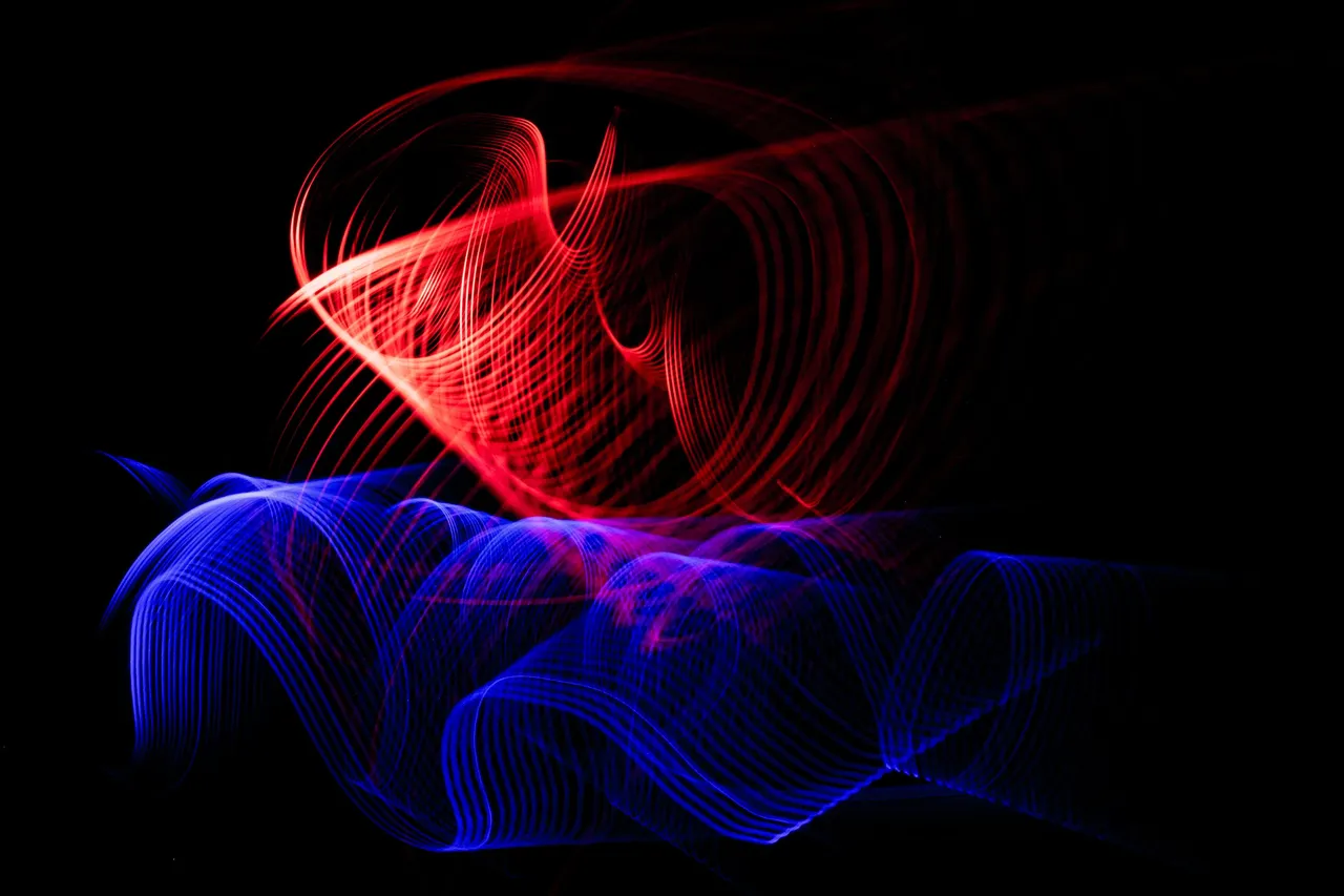 XT209171_Lichtfloete_Blue_Red_2.jpg
