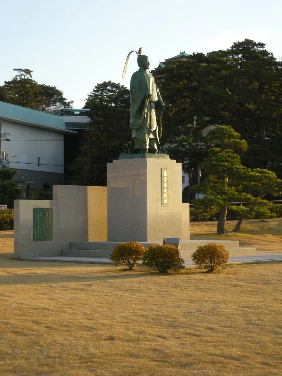 006-Statue at Takeshima.JPG