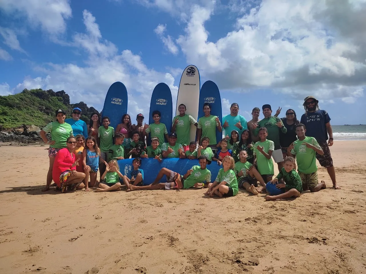 surfskate noronha.jpeg