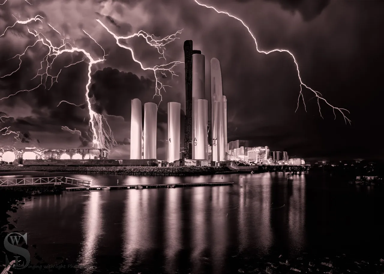 mono Moody -6.jpg