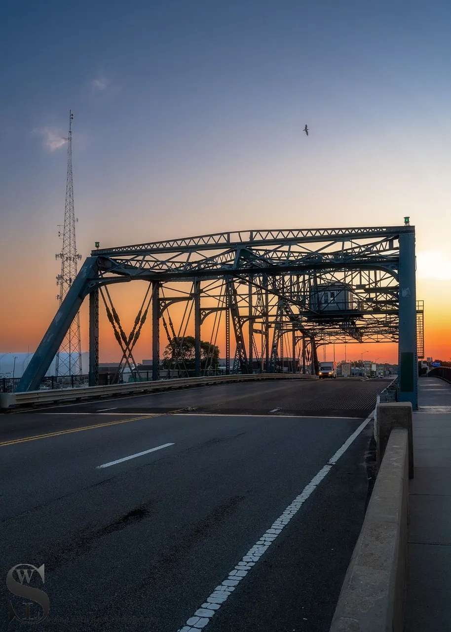 swing bridge-3.jpg