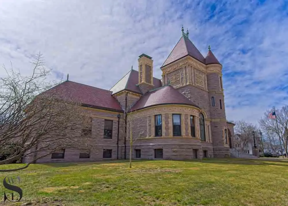 cool buildings in fairhaven-3.jpg