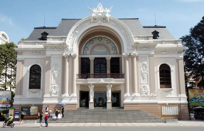 The-beautiful-facade-of-the-Saigon-Opera-House.jpg