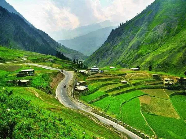 Top-10-Beautiful-Places-To-Visit-In-Pakistan-5.jpg