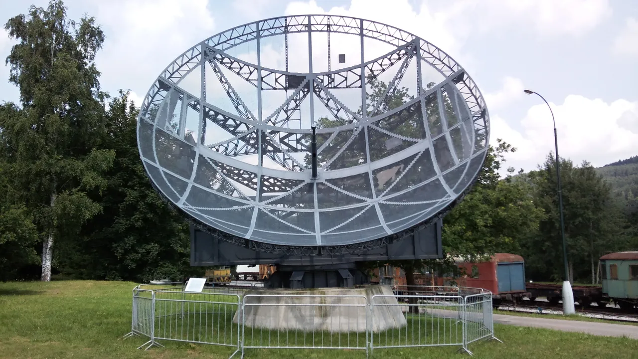 Radar Wuerzburg Riese.jpg