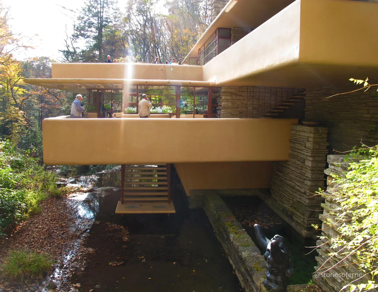 FALLINGWATER 17.jpg