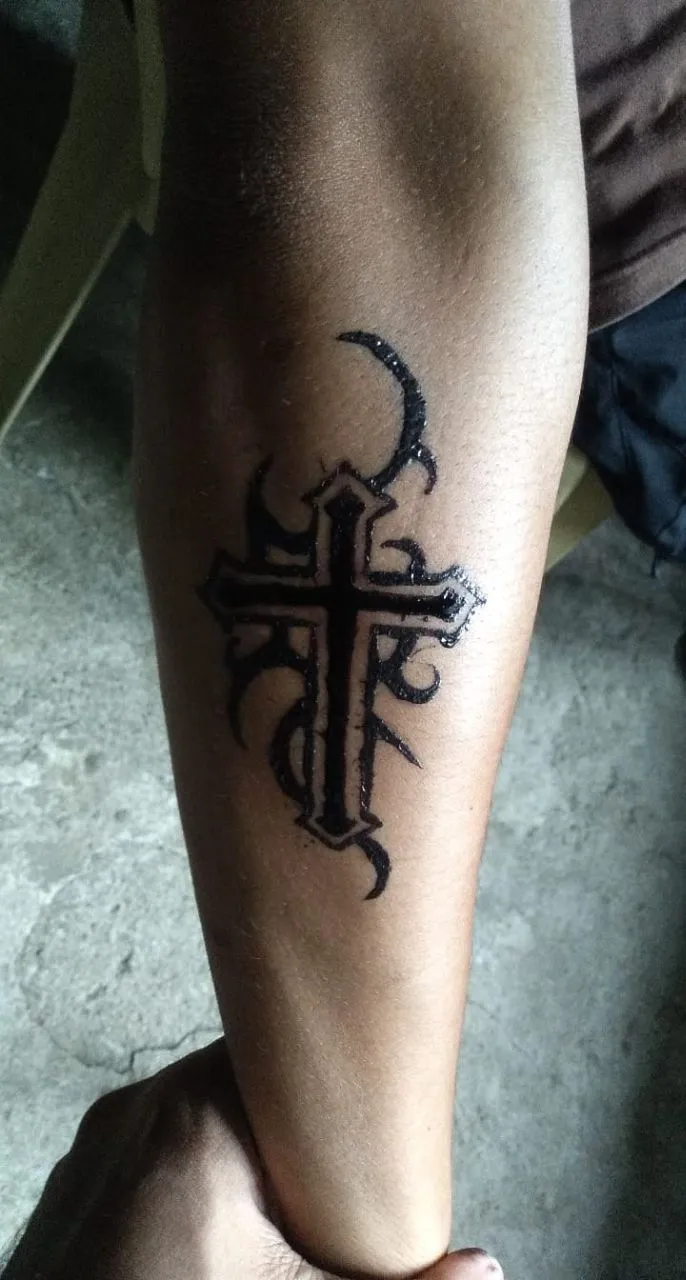 Henna tattoo by H
