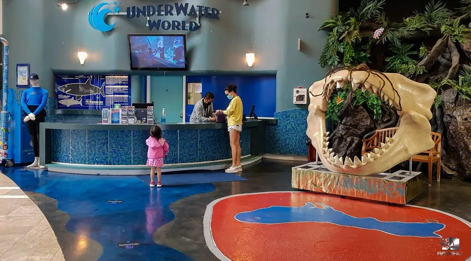 Check in counter at Underwater World Guam