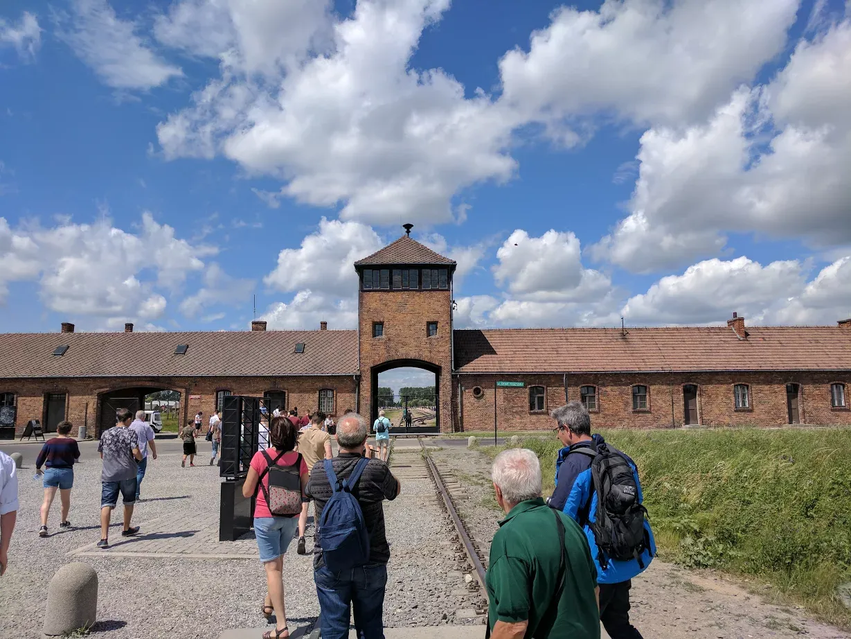 main_image