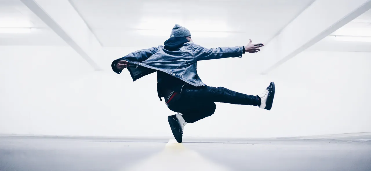 MOVE2.jpg