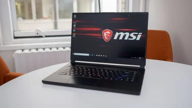 MSI gs65 stealth thin 16.