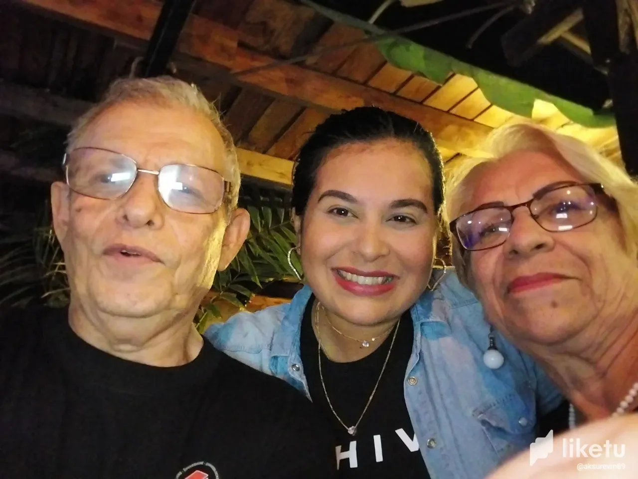 cli6z40pb01oq37szhf2u3bns_20230528_002243.webp