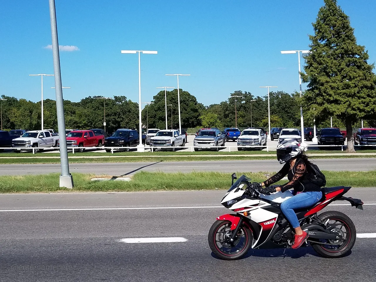 steemit-enternamehere-lady-lace-motorcycle-mysterious.jpg