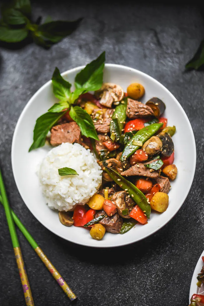 30-Minute Thai Basil Asian Steak Stir-Fry (7).jpg