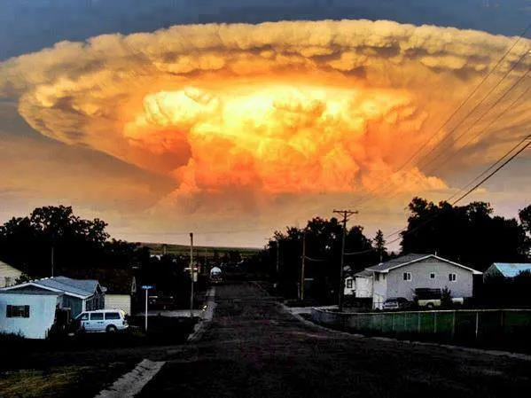 26_Thunderhead Cloud or a Cumulonimbus cloud. The color is caused by the rays of the sun shining into the cloud..jpg