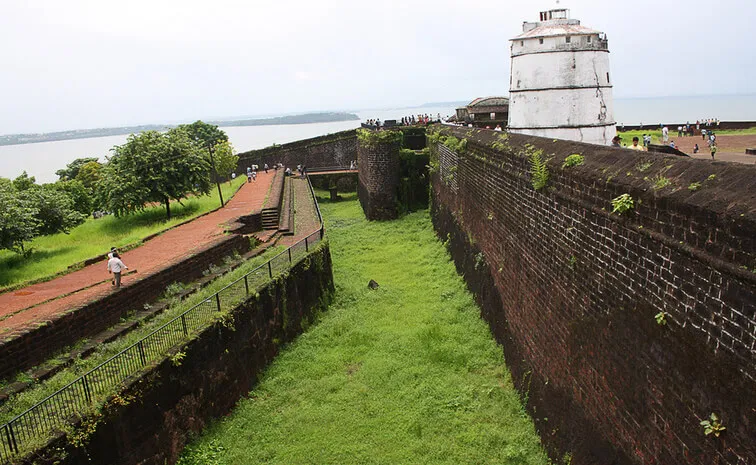 Fort-Aguada.jpeg