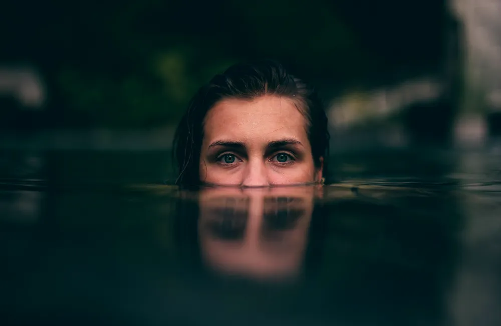 Girl_in_pond.png