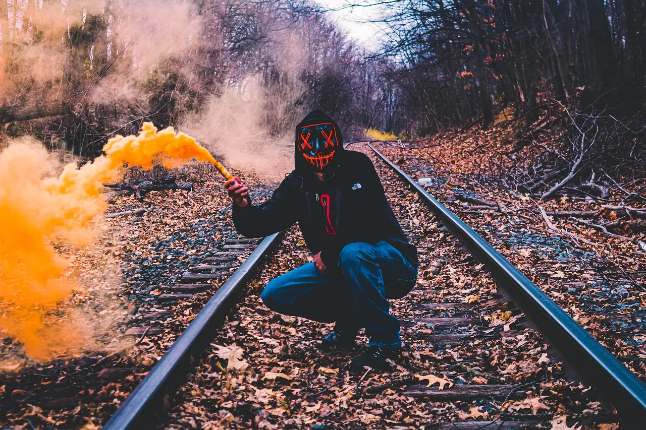 mask-4986114_1280.jpg