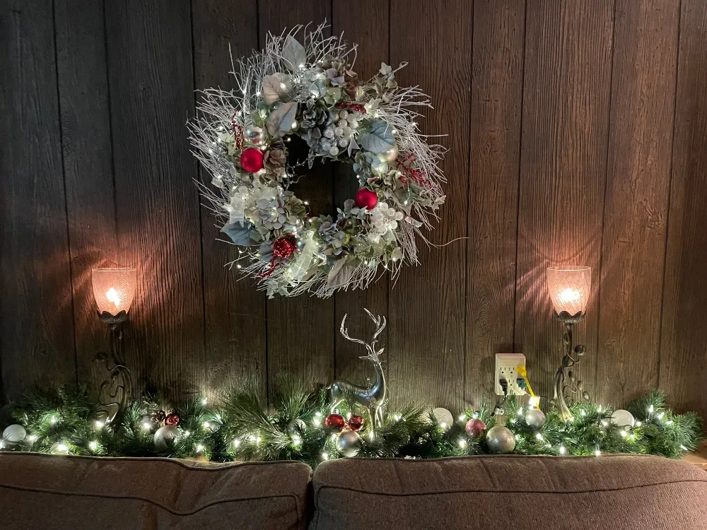 christmas-decor-1.jpg
