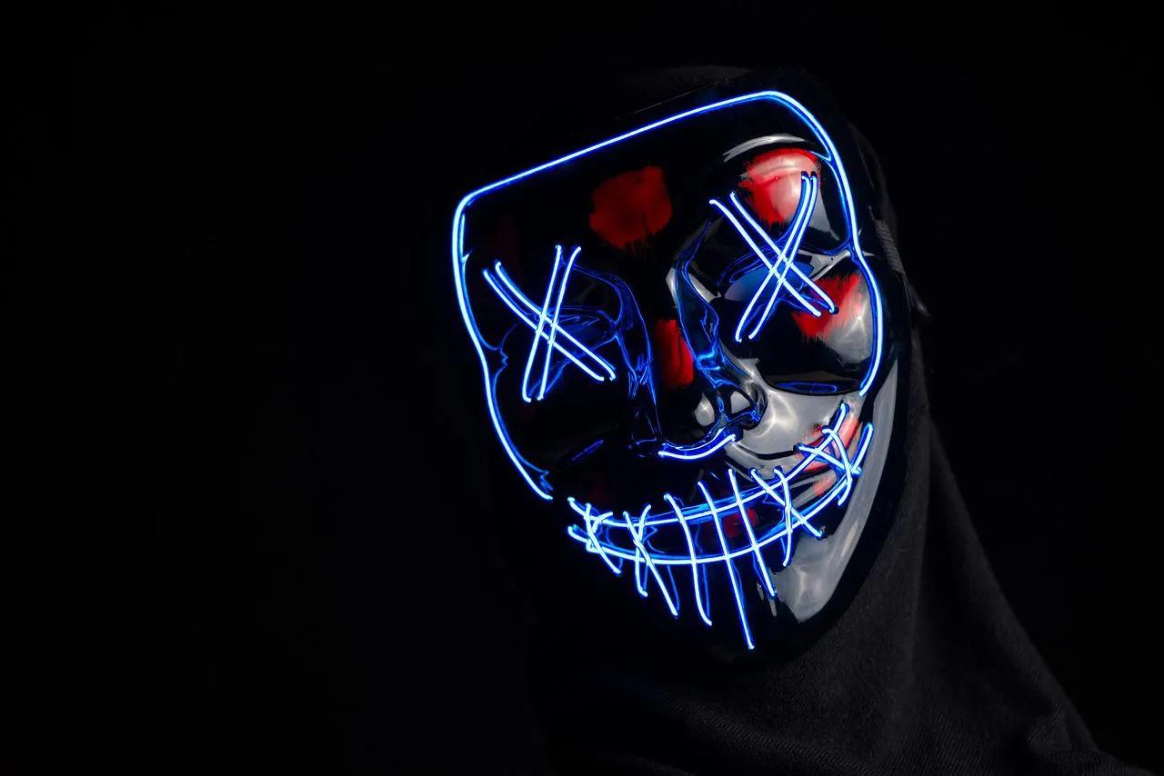 mask-3986332_1280.jpg
