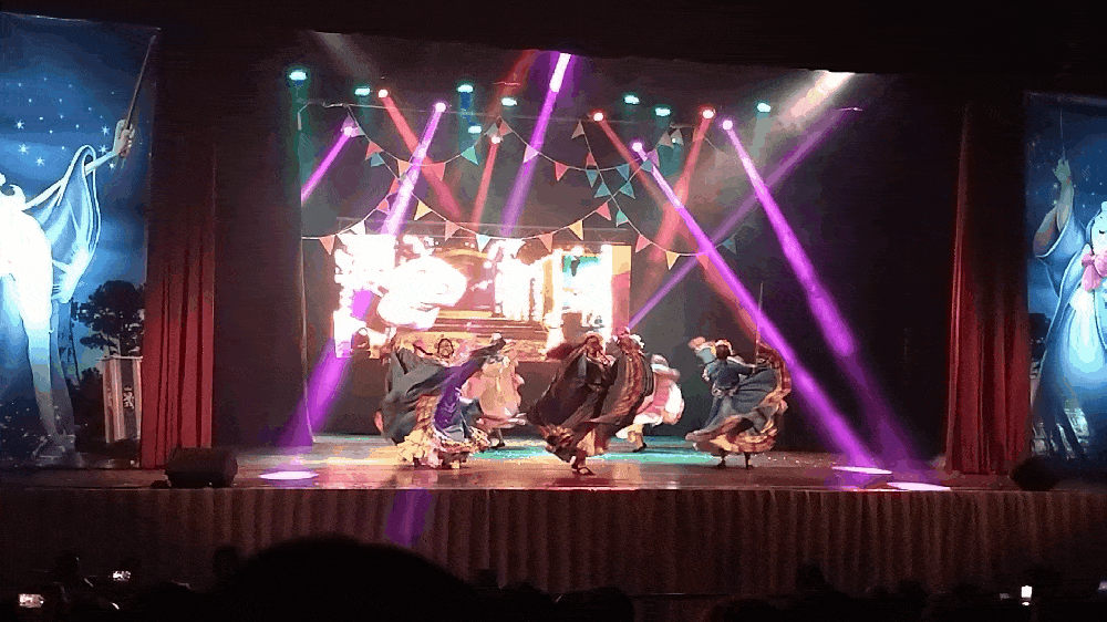 GIF-220904_225237.gif