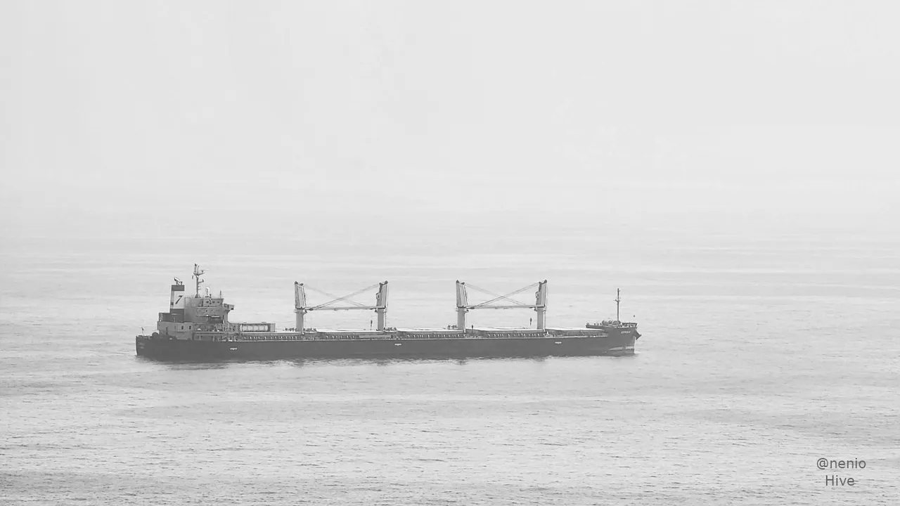 ghost-ship-001-bw.jpg