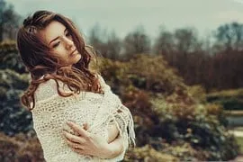 woman-837156__180.jpg