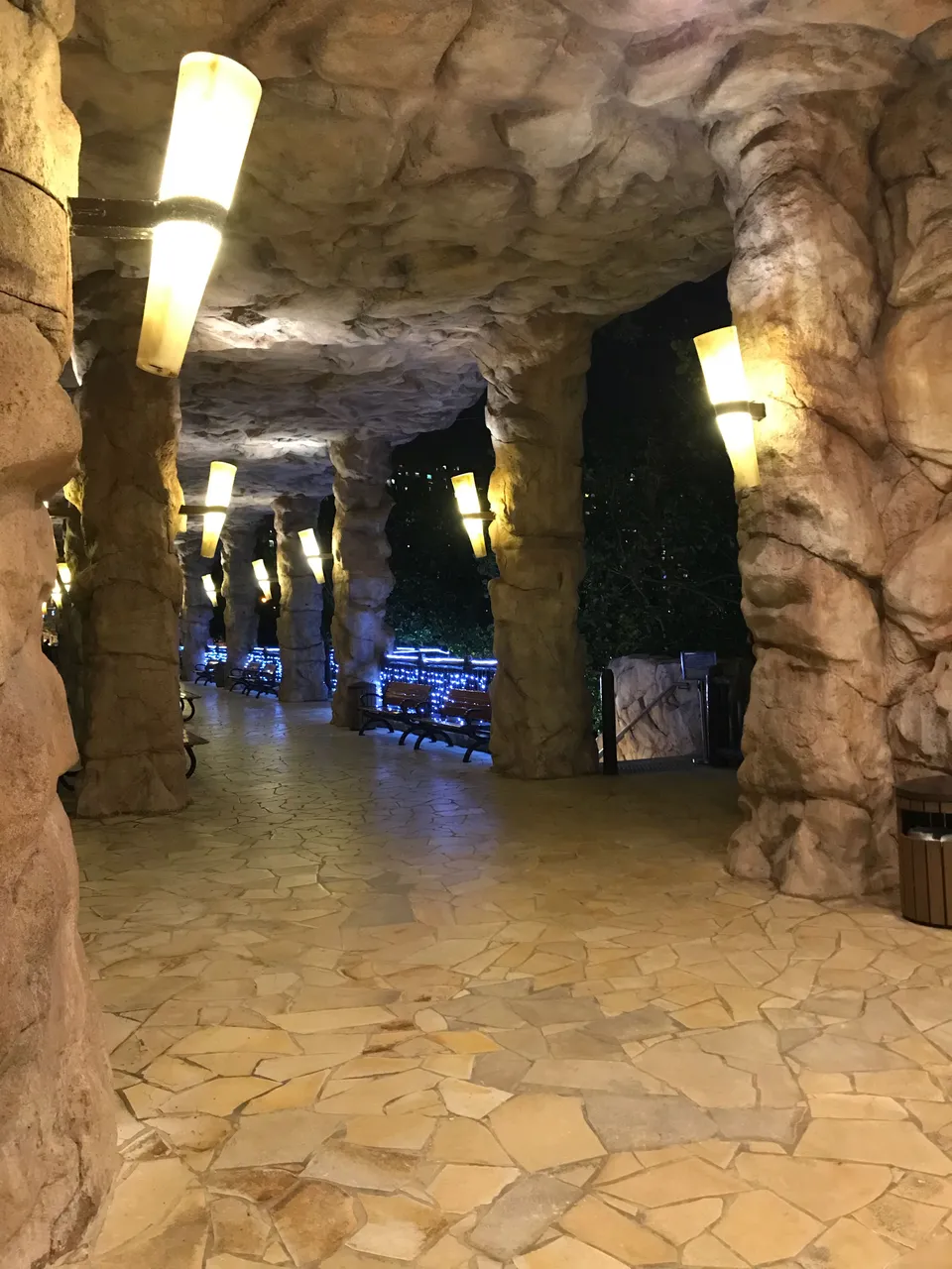 https://s3.us-east-2.amazonaws.com/partiko.io/img/sanzo-modern-cave-kcejgpsj-1543638771359.png