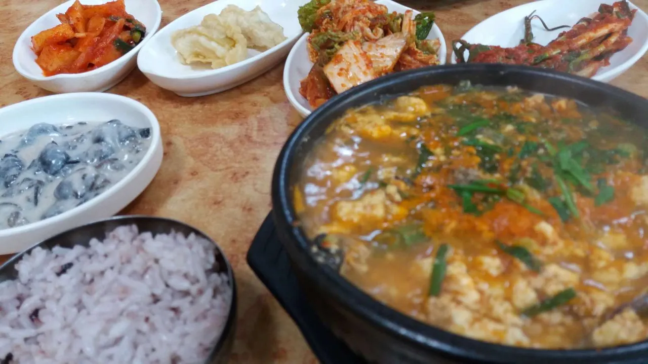 일괄편집_3 굴순두부.jpg