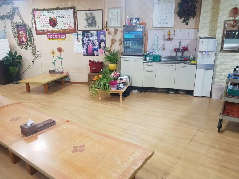 실내2.jpg