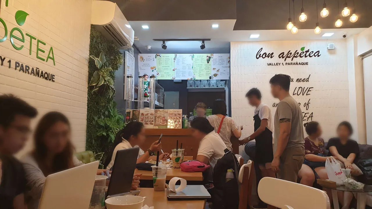 20191013_180030-blurred.jpg
