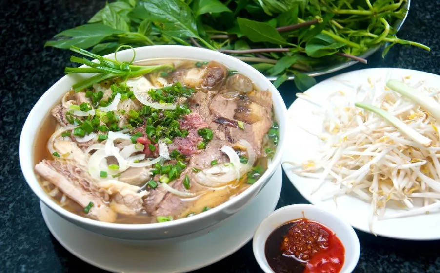 pho viet nam.jpg