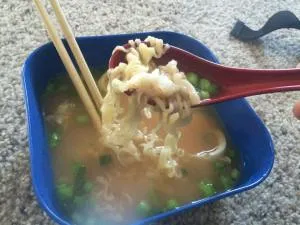 ramen-claw-final.jpg