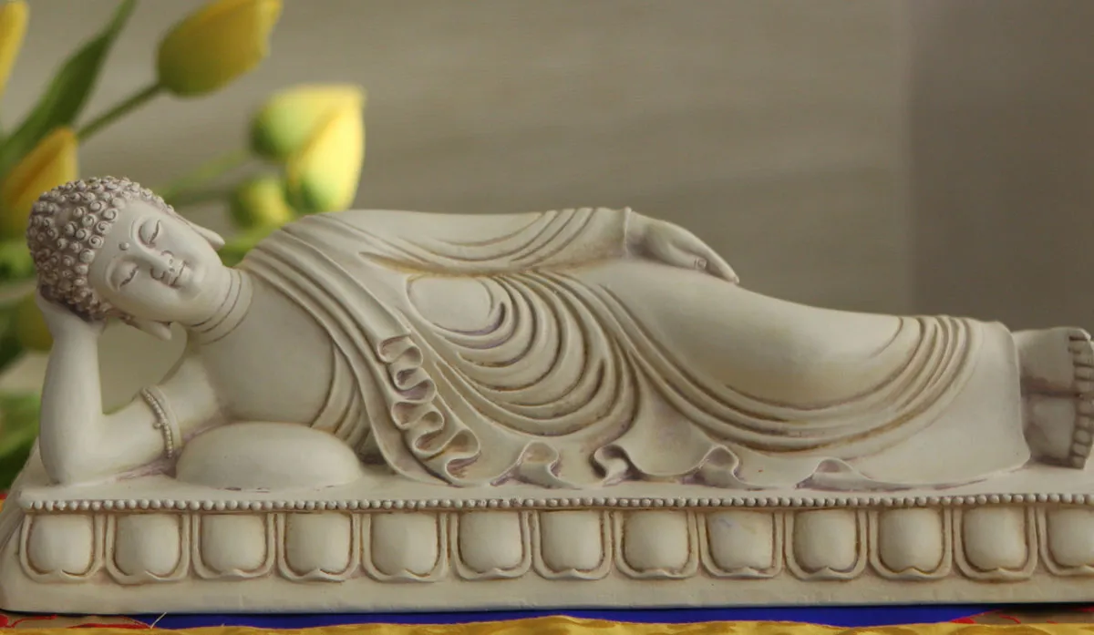 reclining.buddha.jpg