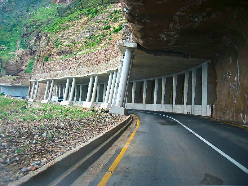 Chapmans_peak_dr.jpg