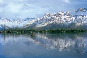 kashmir-dal-lake.jpg