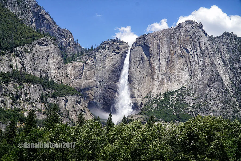 yosemite_falls_2.jpg