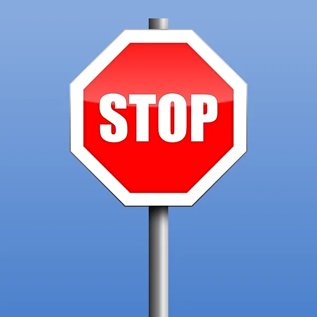 stop-2717058_640.png