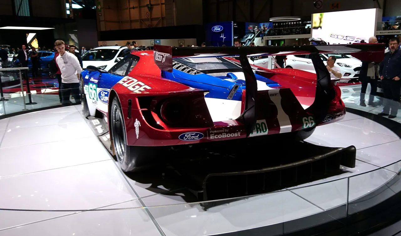 Ford GTE 04x.jpg