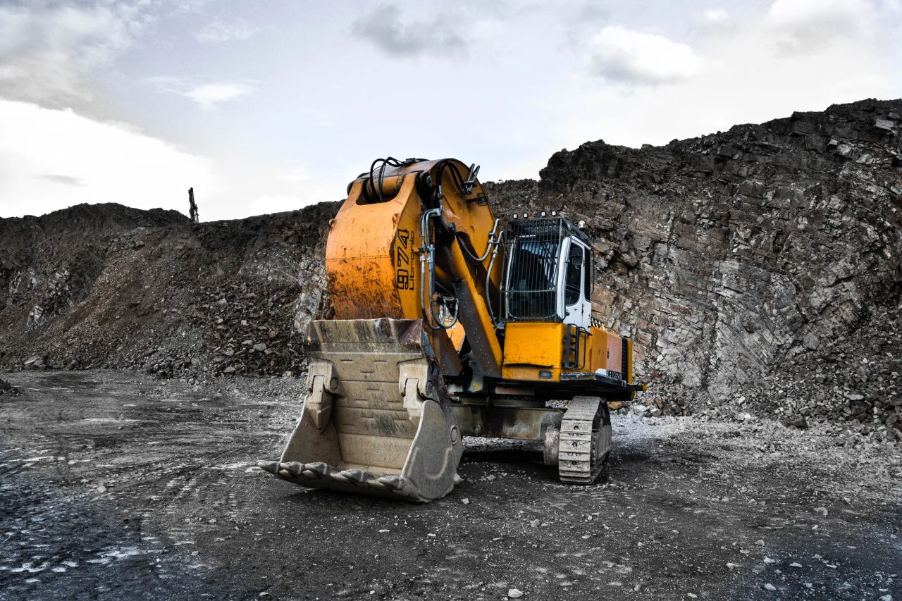 mining_excavator.jpg
