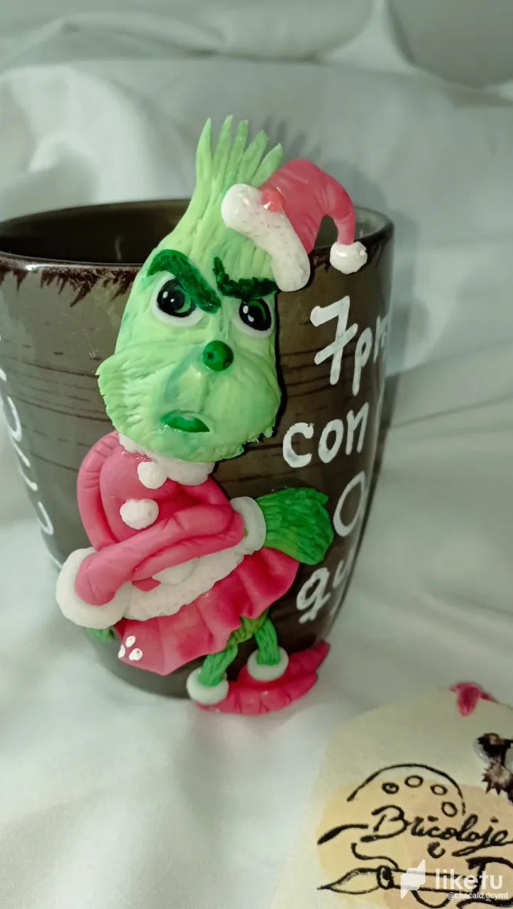 Female version of the Grinch in cold porcelain | DIY [Eng-Esp]