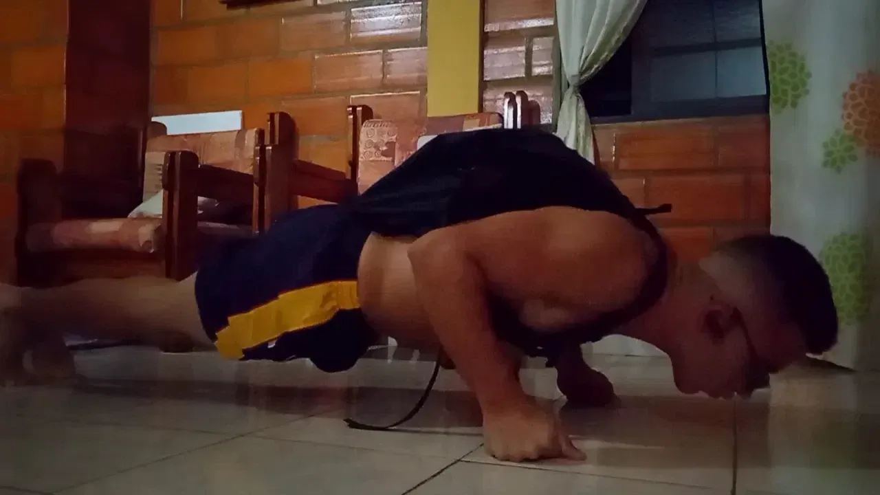 65rn9LSWTNoxzoAU_VideoCapture_20241119-220306.webp