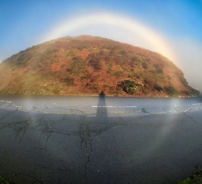 18155860-360_degrees_fogbow-1513683921-650-5a44d077eb-1514013412.jpg