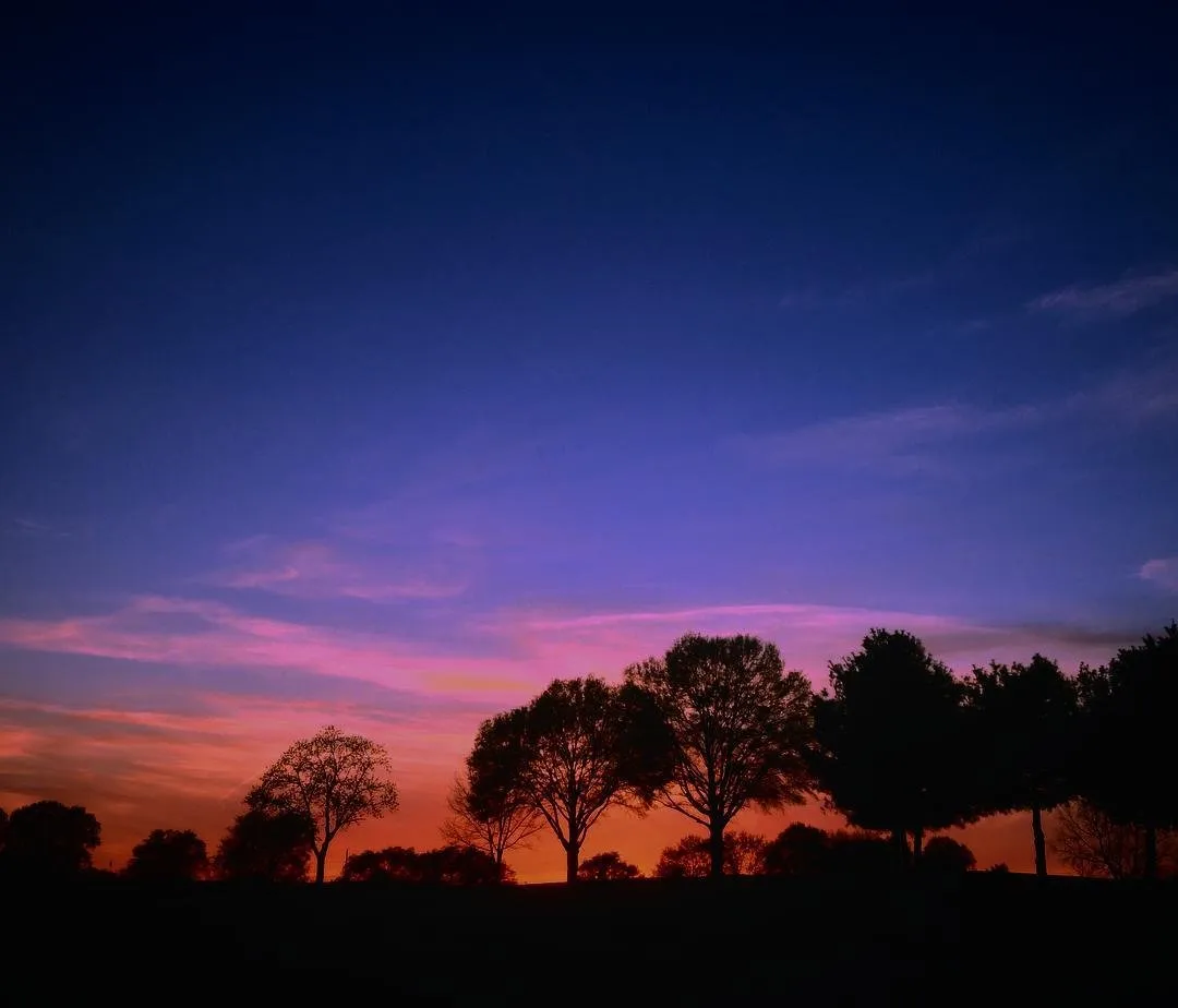 Lategram of a sunset I snapped here in town...
