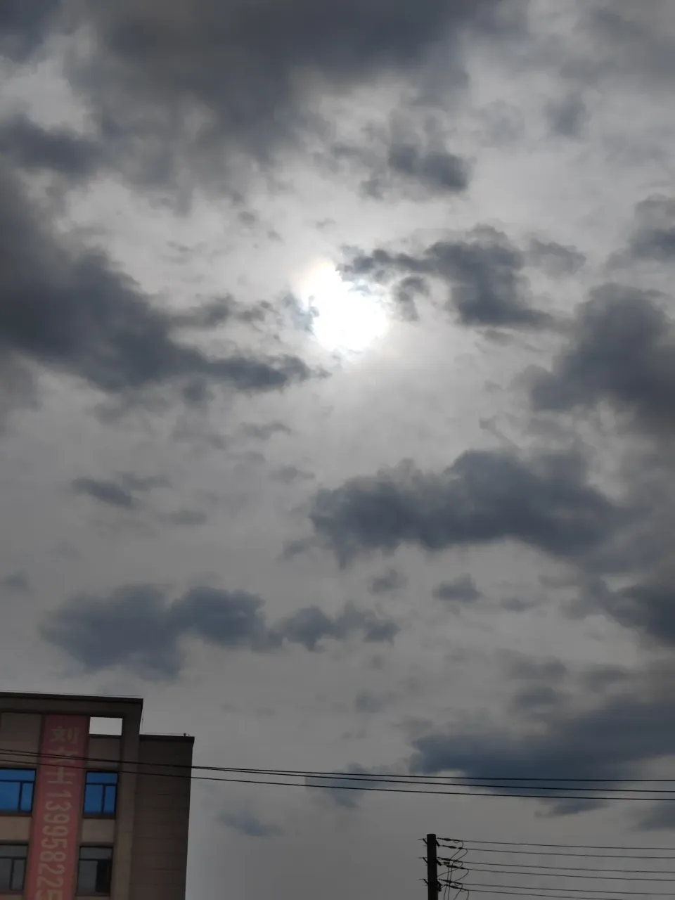 hh3tM8kuOHx8ZnYG_1000049205.webp