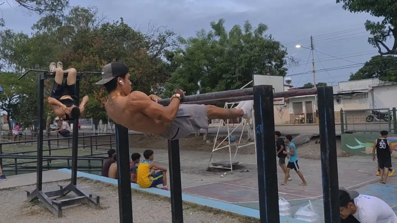 p3sbVmodLJODZns8_1000422512.webp