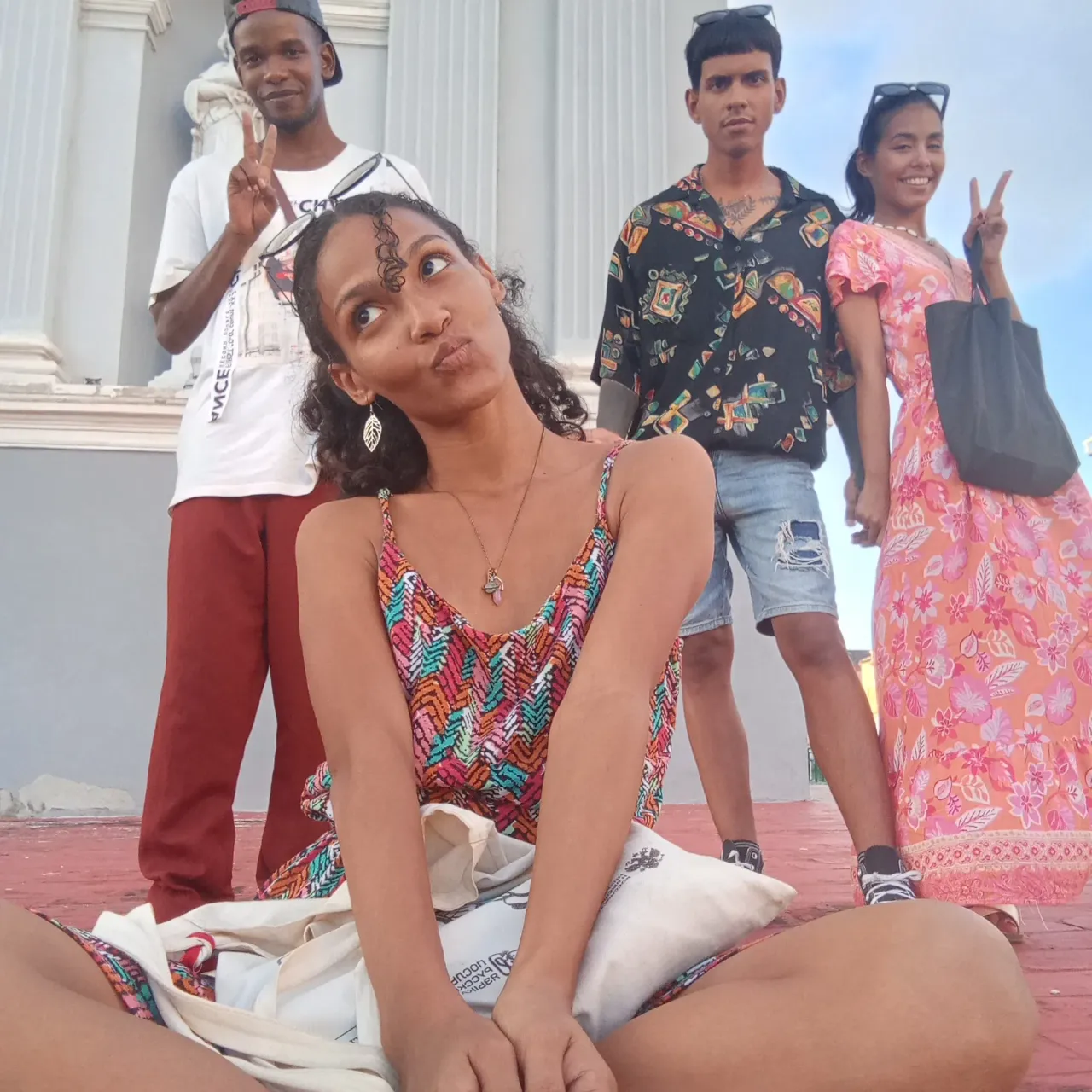 qjh3hJh5zRhcXbTI_1000268665.webp