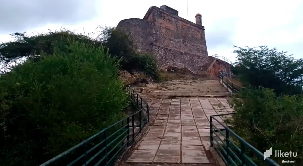 Visita a un Fuerte Abandonado (El Fortín Solano) ESP/ENG