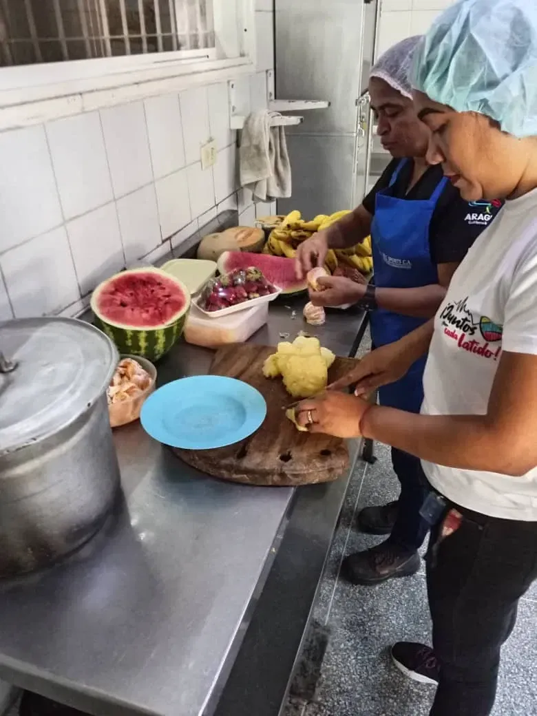 zhNVWbqhWr4k7QUU_1000865061.webp